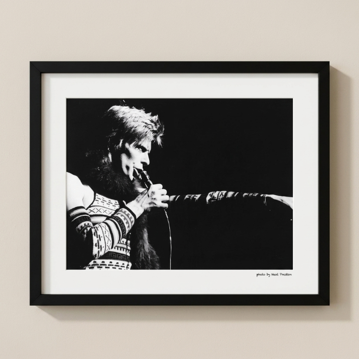 David Bowie New York City (1973) — Neal Preston — Framed Print
