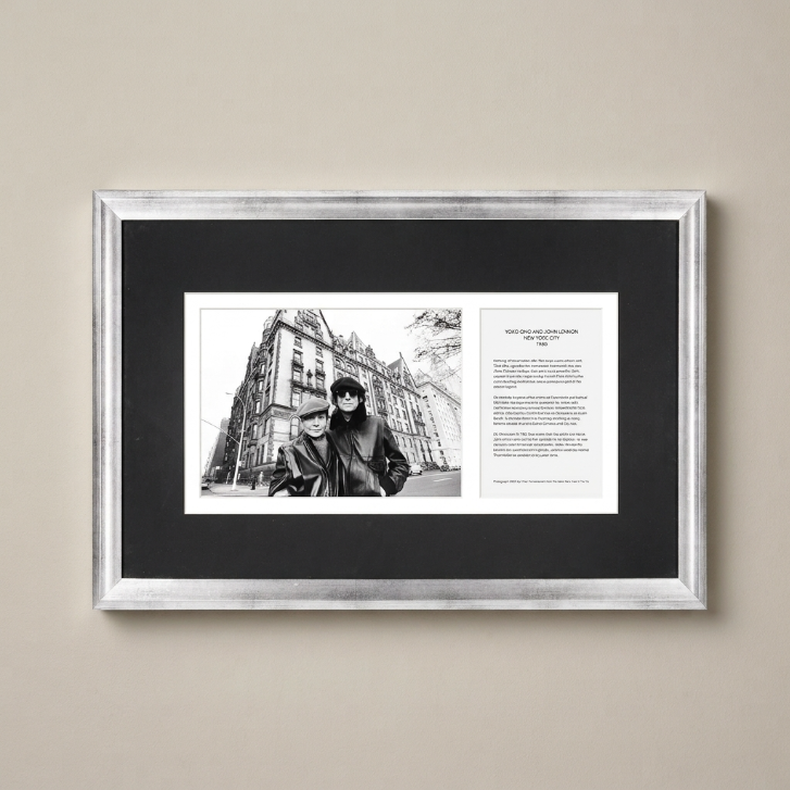John Lennon and Yoko Ono (2009) — Allan Tannenbaum — Framed Print