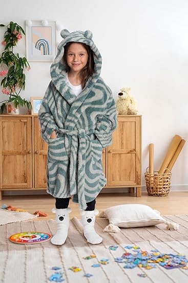 Mad Dog Sherpa Girls Indoor Jacket - Kids Plush Wear for Daily Comfort - Ideal for Ages 5-12 Years
