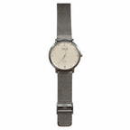 Vintage Hamlin Ultra Thin Silver Mesh Watch - Requires a Battery