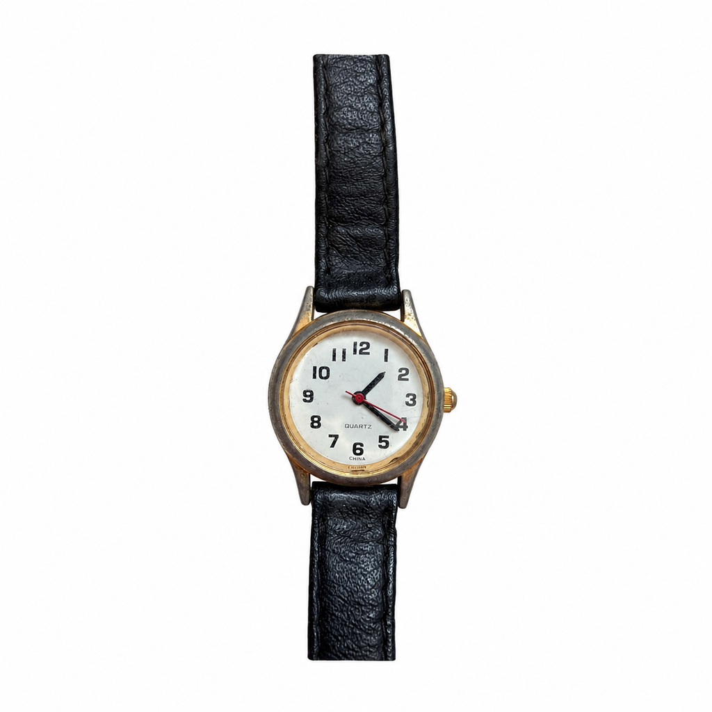 Vintage-Style White Dial China Quartz Watch - Requires a Battery