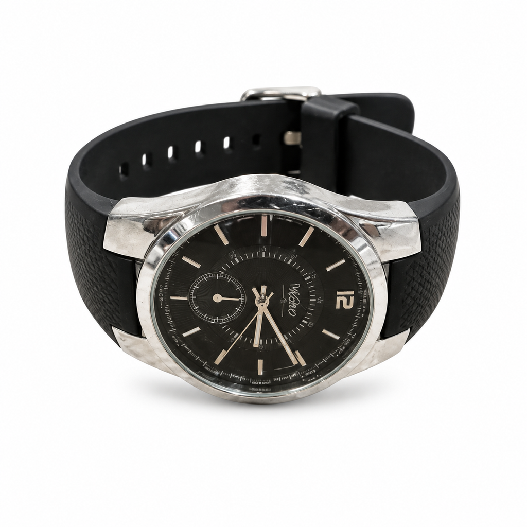 WEIDE Men’s Black Dial Quartz Watch Silver Tone Case Black Silicone Strap