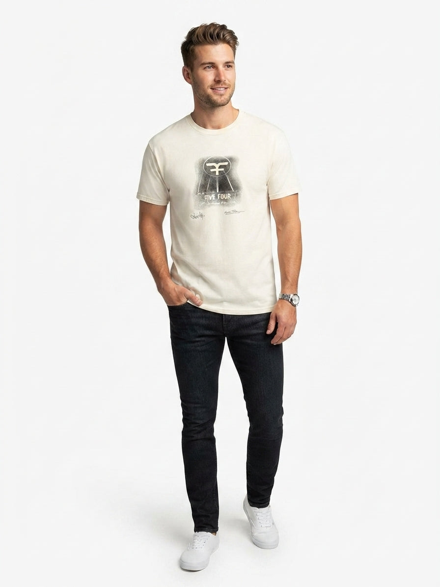 FIVE FOUR Autumn 2011 Autographed T-Shirt (Cream)