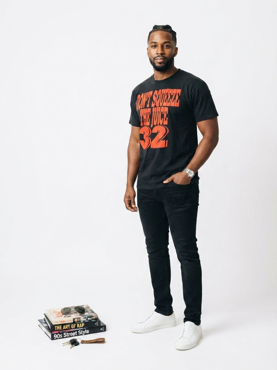 FIVE FOUR Don't Squeeze The Juice 32 Graphic T-Shirt (Black)