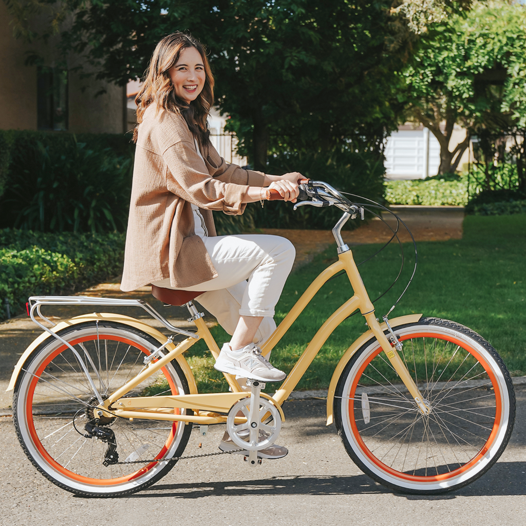 sixthreezero EVRYjourney Women's 7-Speed Cruiser Bike - Cream (Pre-Assembled)