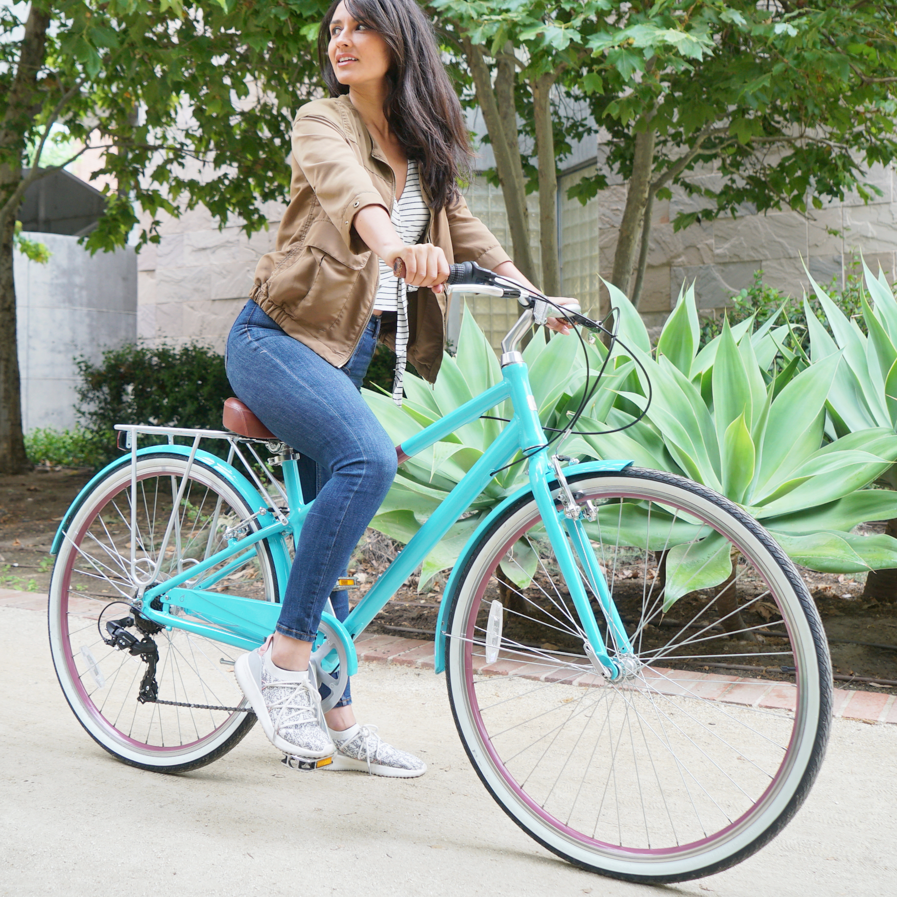 sixthreezero Women's Reach Your Destination 7-Speed Hybrid Bike (Pre-Assembled)