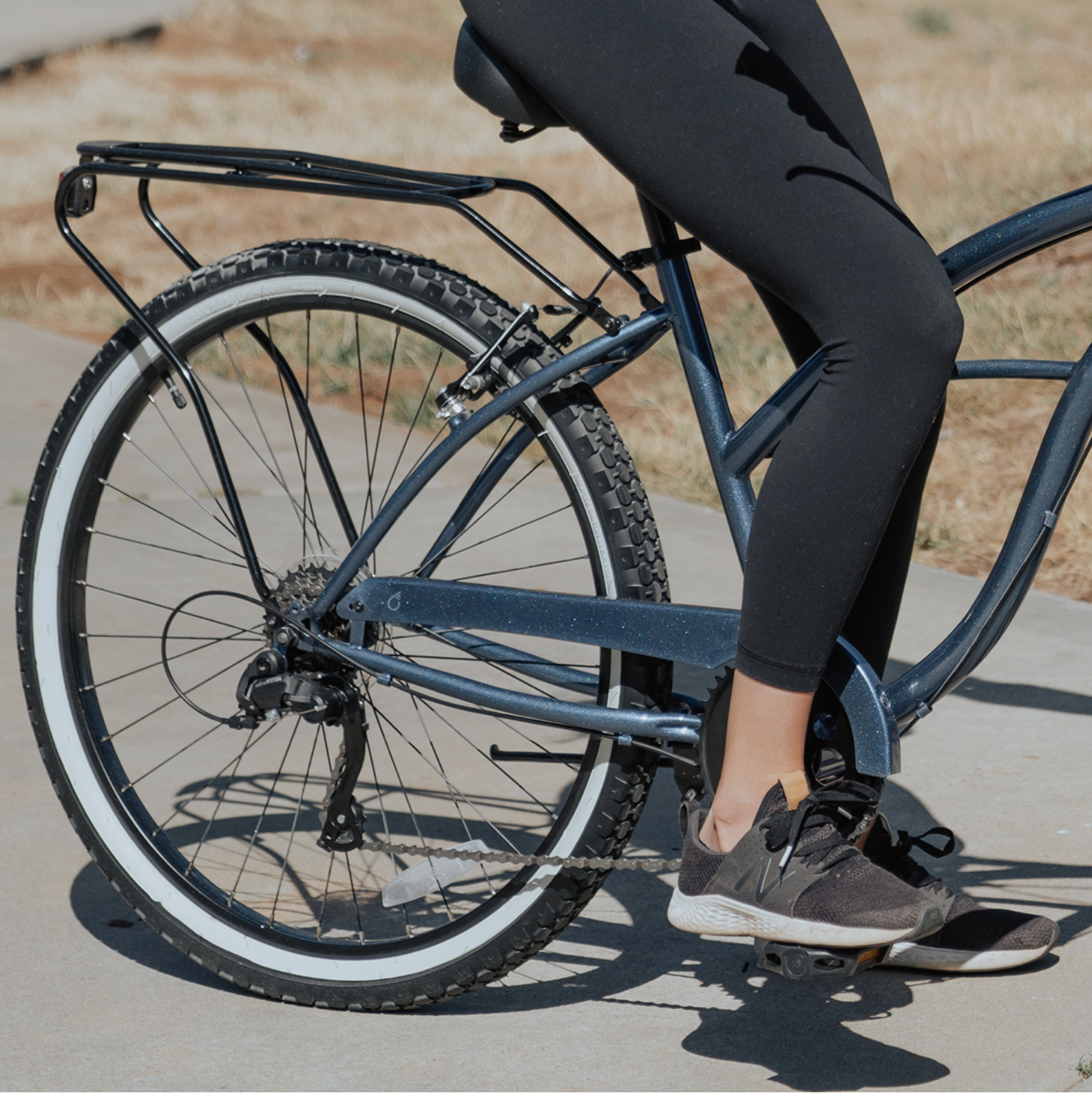 sixthreezero Women's Around the Block Beach Cruiser Bike - Navy - (Pre-Assembled)