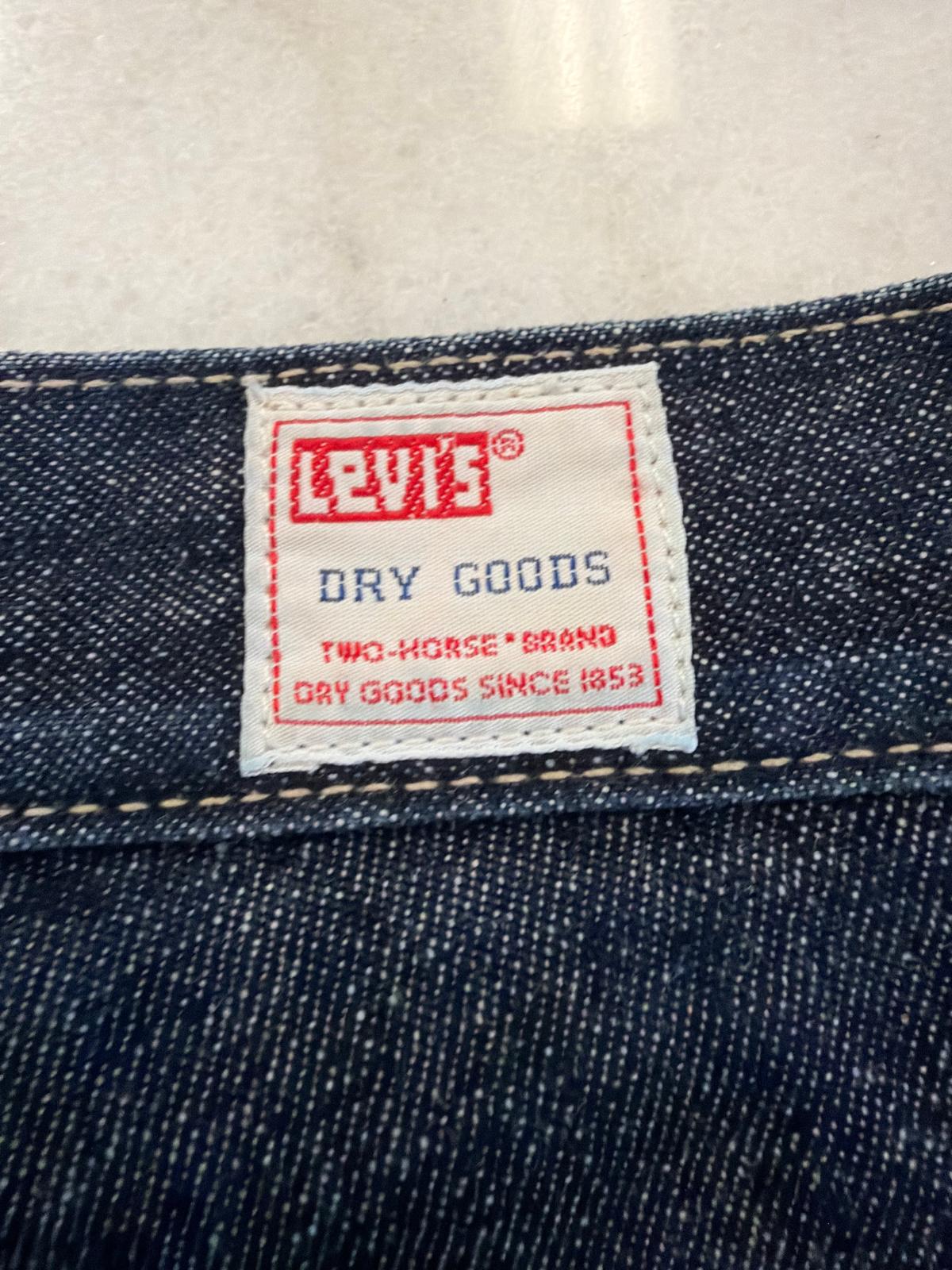 Levi's Dry Goods Dark Wash Jeans (W36 L32)