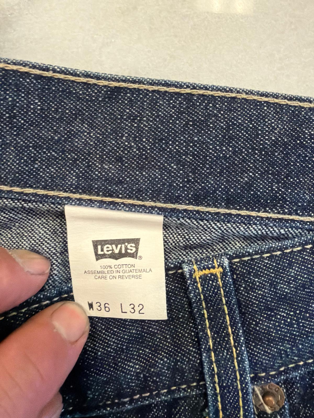 Levi's Dry Goods Dark Wash Jeans (W36 L32)
