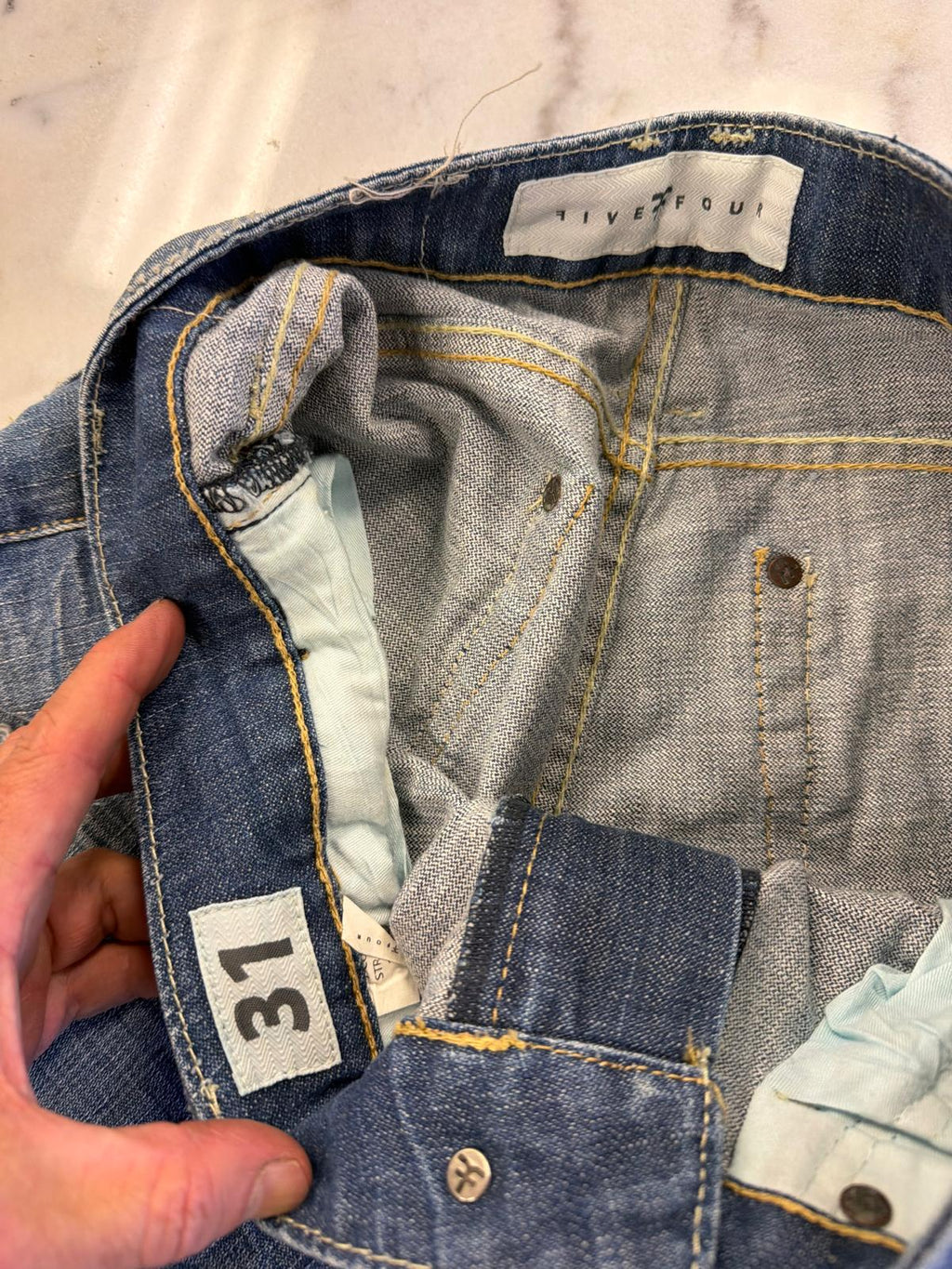 FIVE FOUR Blue Bootcut Jeans (Size 31)